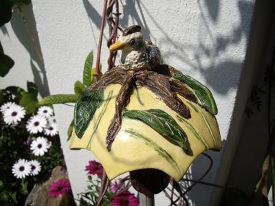 Pilz mit Vogel